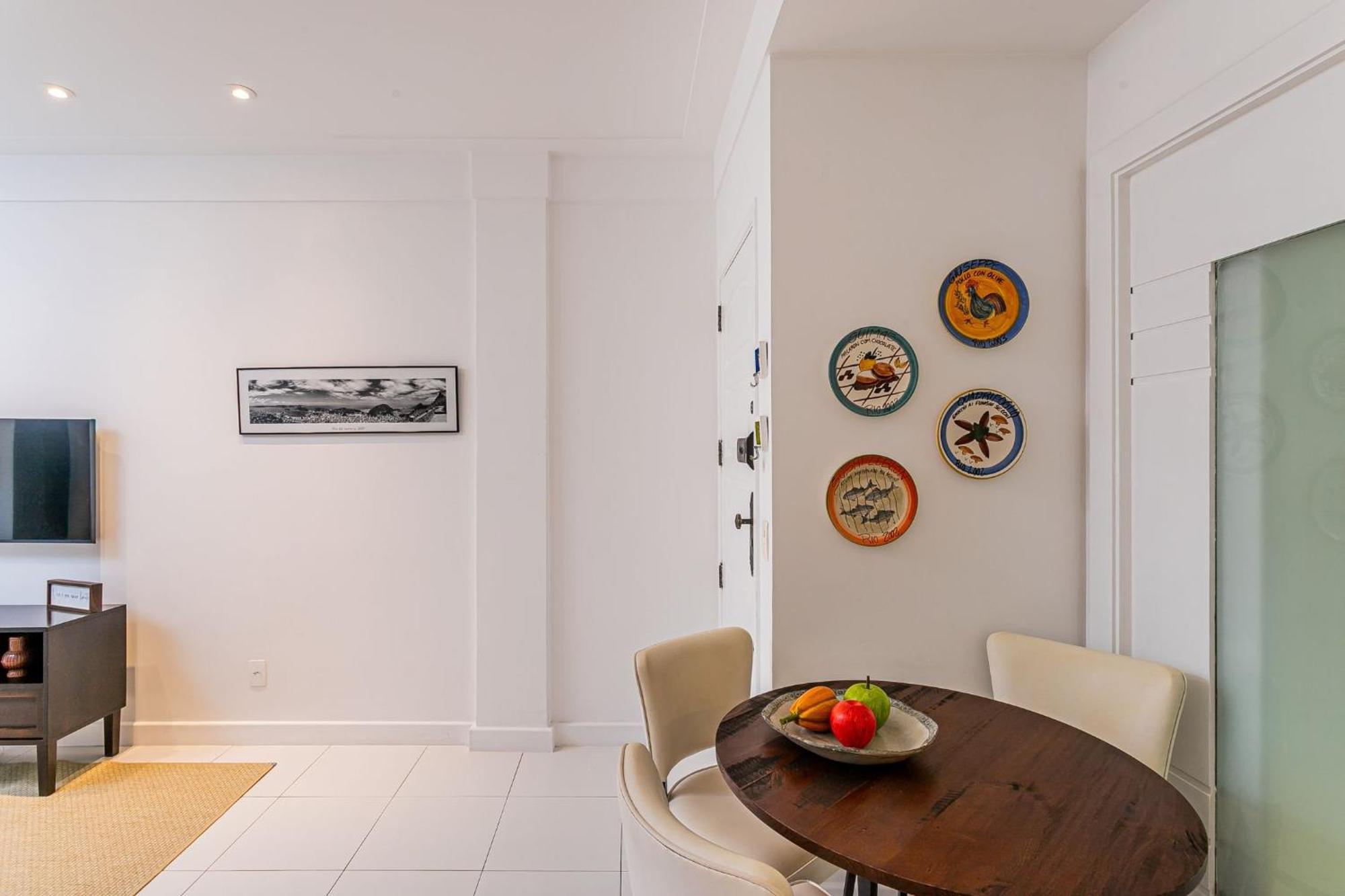 Charme Carioca: 500m Da De Ipanema|ap 94/304 Apartment