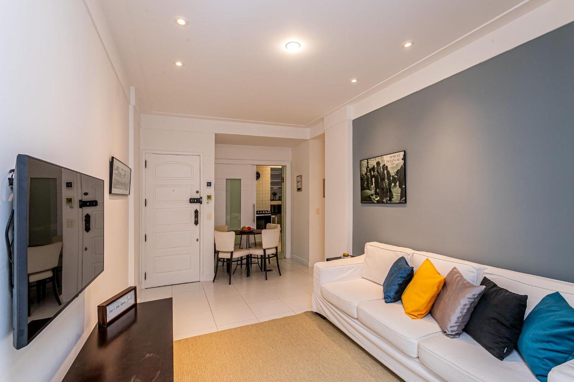 Apartment Charme Carioca: 500m Da De Ipanema|ap 94/304